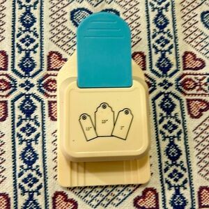 Name tag bookmark punch. 3 size punch